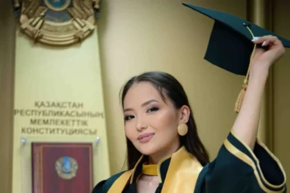 Мантия — лучший выбор для выпускного