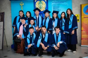 Классная фотосессия в мантии Классная фотосессия в мантии