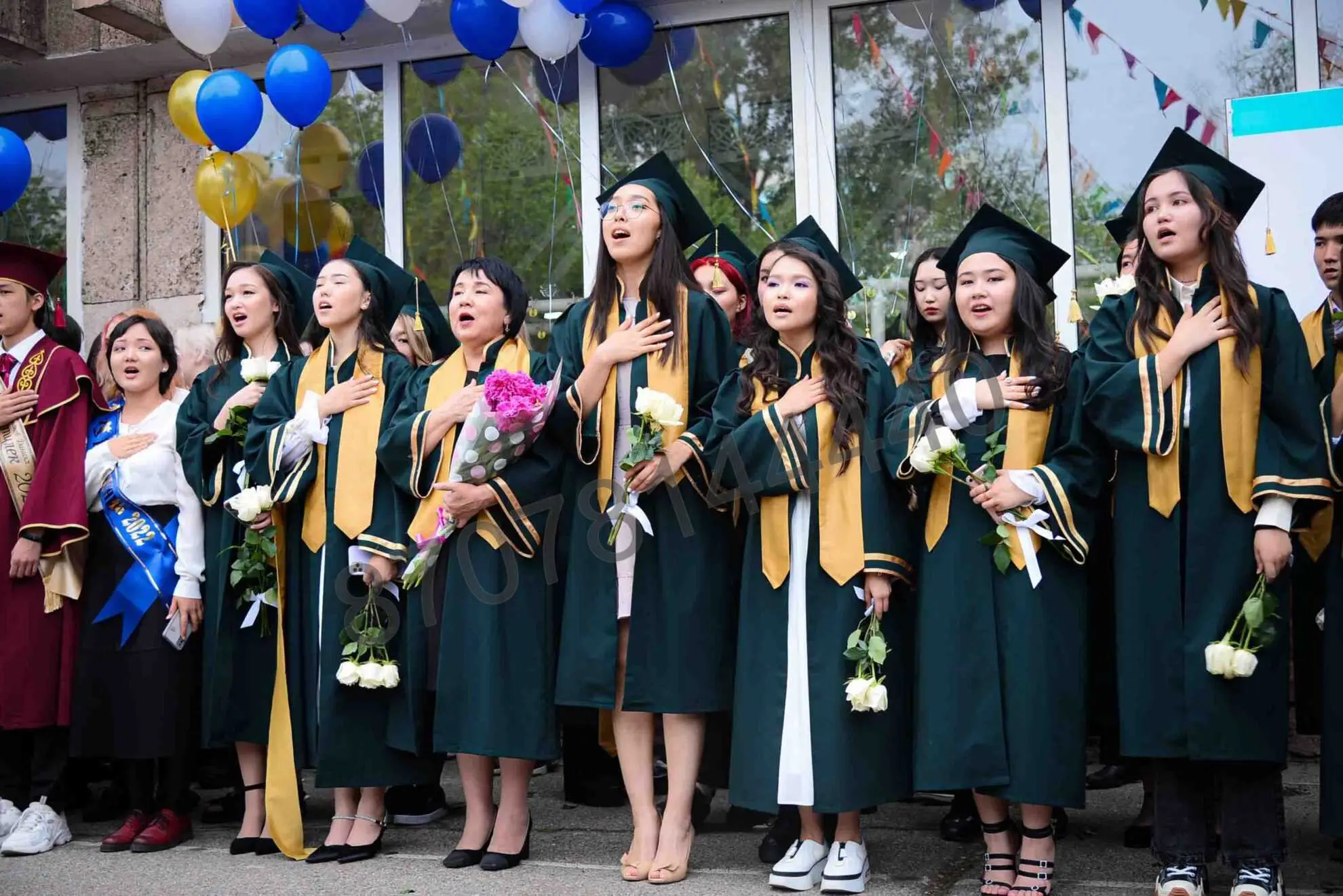 Мантии в Алматы под ключ