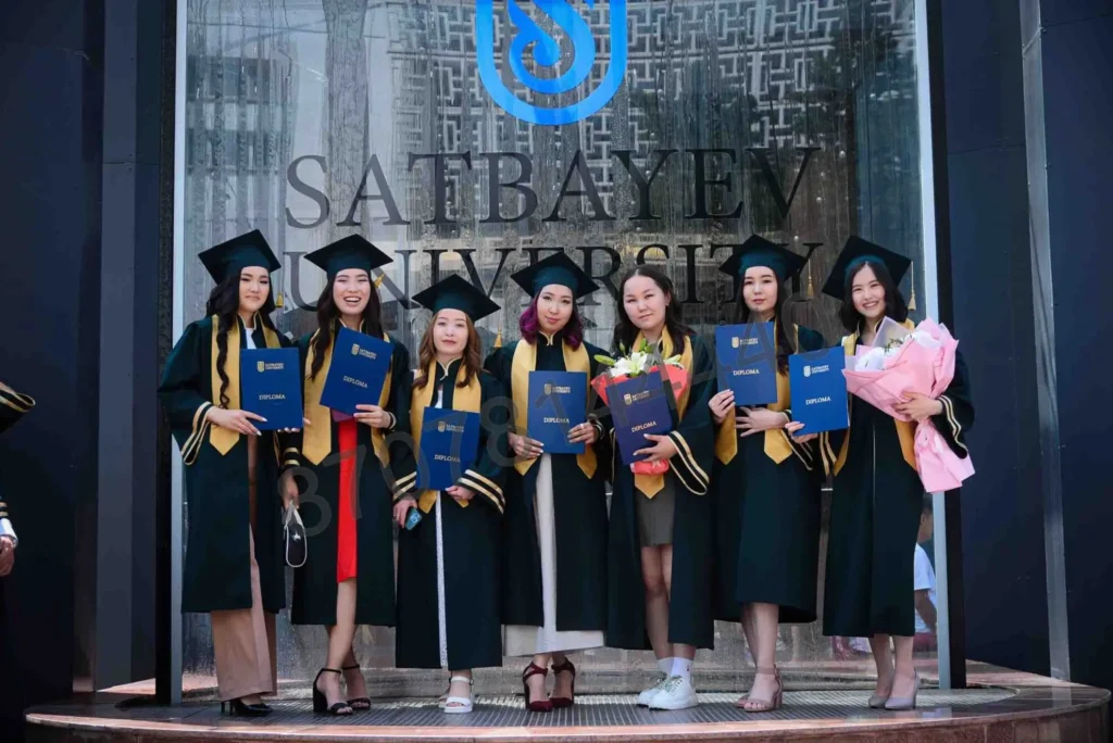 Традиционная мантия профессора – как выбрать качественный вариант