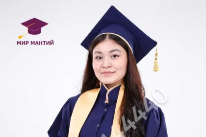 Мантия выпускника — важный элемент торжественного образа