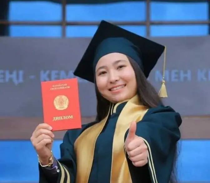 Секреты идеальной фотосессии в мантии в Алматы